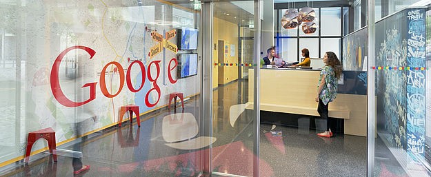 Die Stadt Zurich weist in Europa den höchsten Anteil von IT-Unternehmen auf dem Stadtgebiet an; dazu gehoert auch Google. Bild: Google.