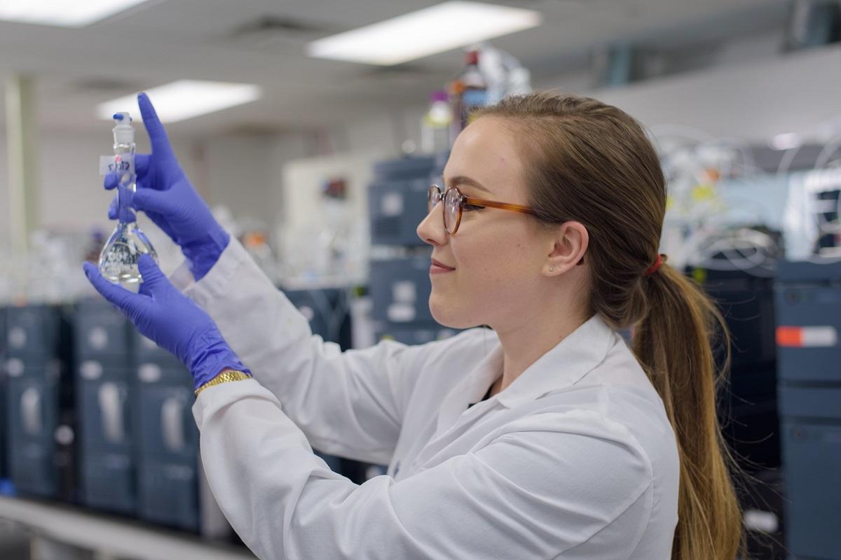 Around the world, Tigermed works in the field of clinical research for 2,100 customers.