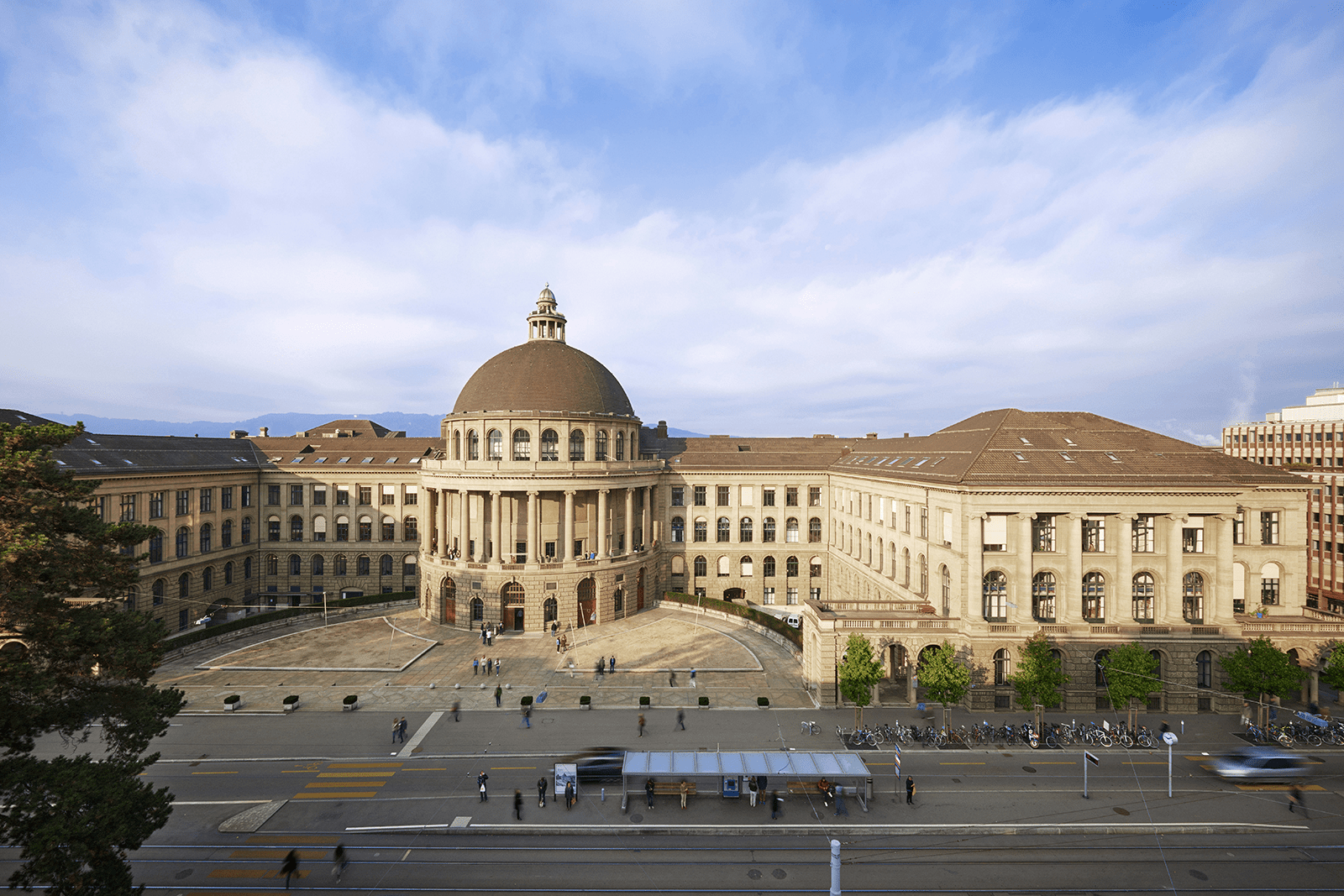 ETH rückt unter den weltweit besten Universitäten vor
